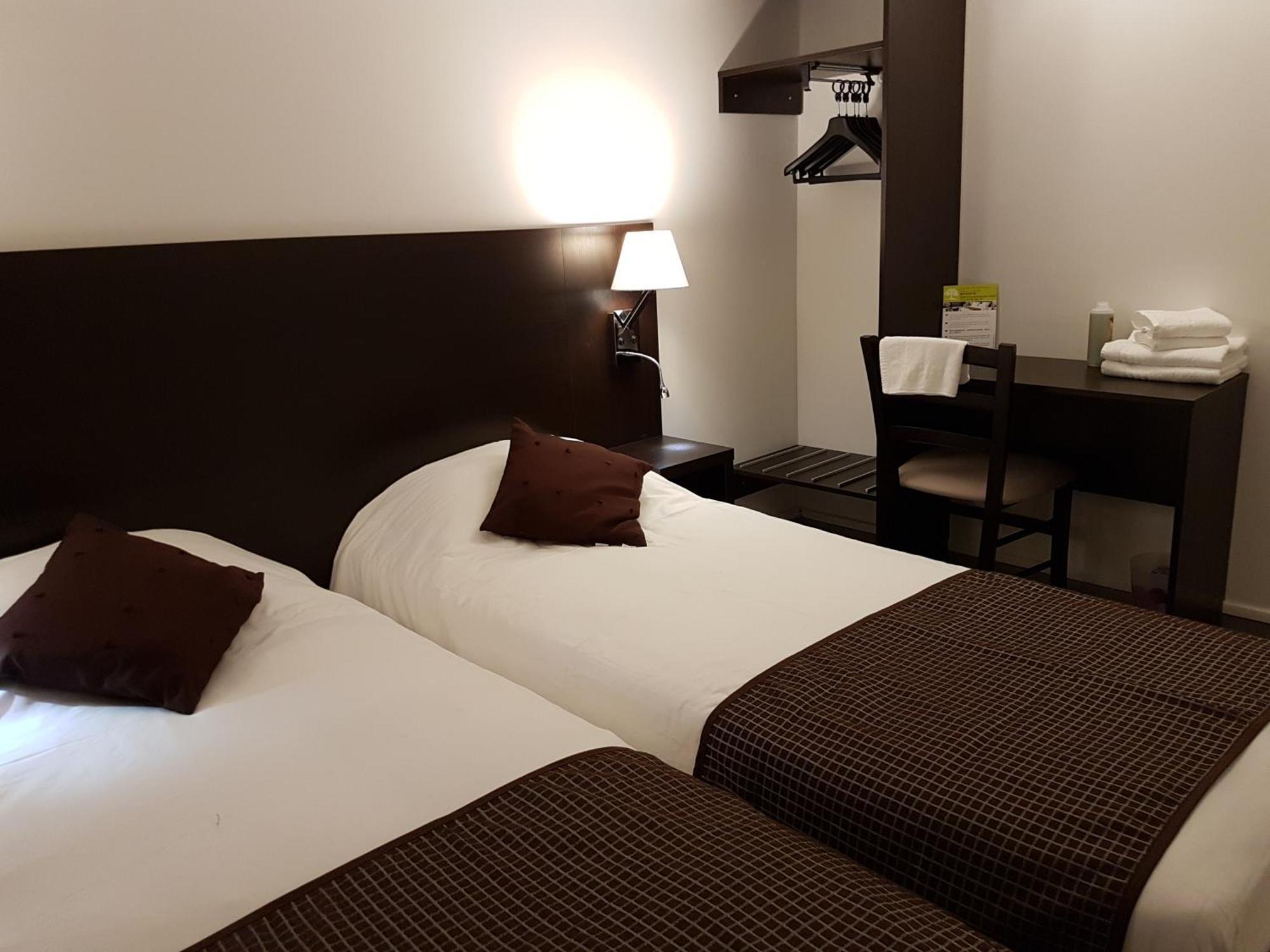 Nevers Hotel Exterior foto